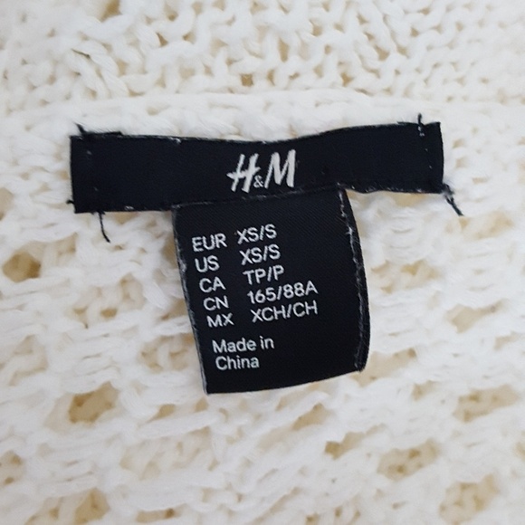 H&M - Cream Crochet‎ Poncho - Picture 5 of 5